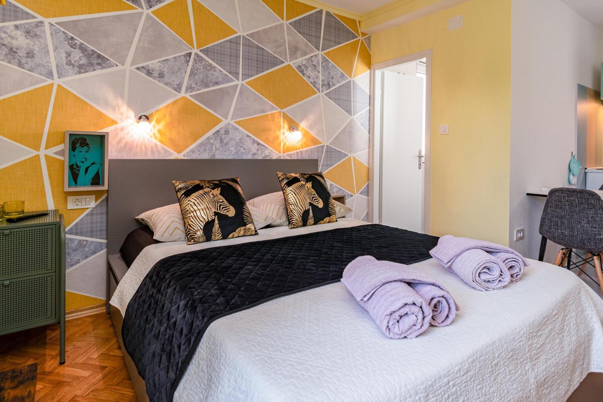 Apartments And Rooms By The Sea Banjol, Rab - 5077 الغرفة الصورة